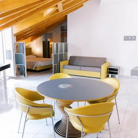 Casa King * Όπως